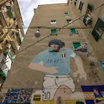 Dcr House Murales 公寓