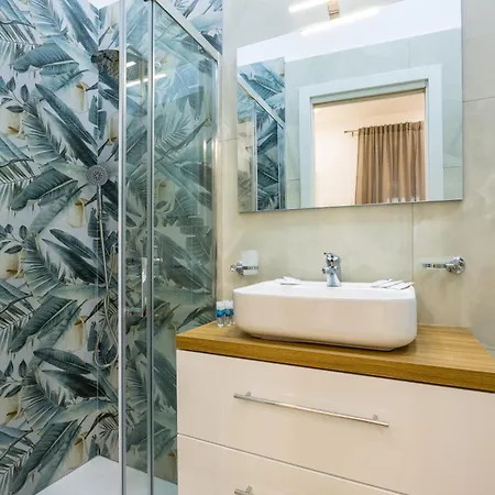 Апартаменты Dcr House Murales