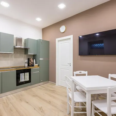 Апартаменты Dcr House Murales *