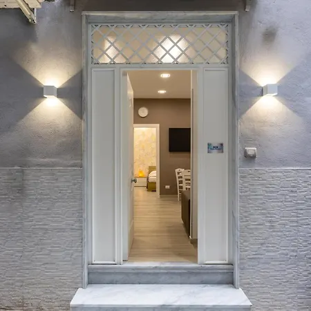 Dcr House Murales Апартаменты