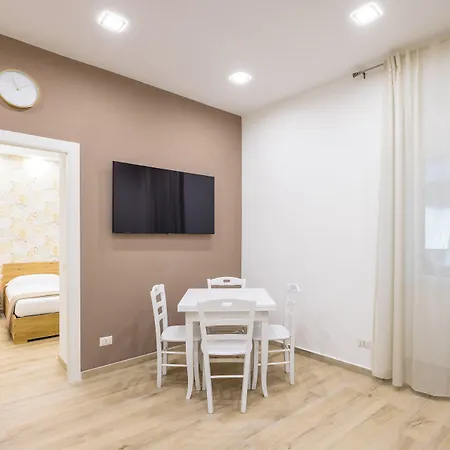 Dcr House Murales * Неаполь