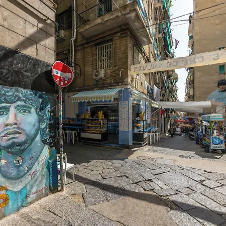 Dcr House Murales Naples