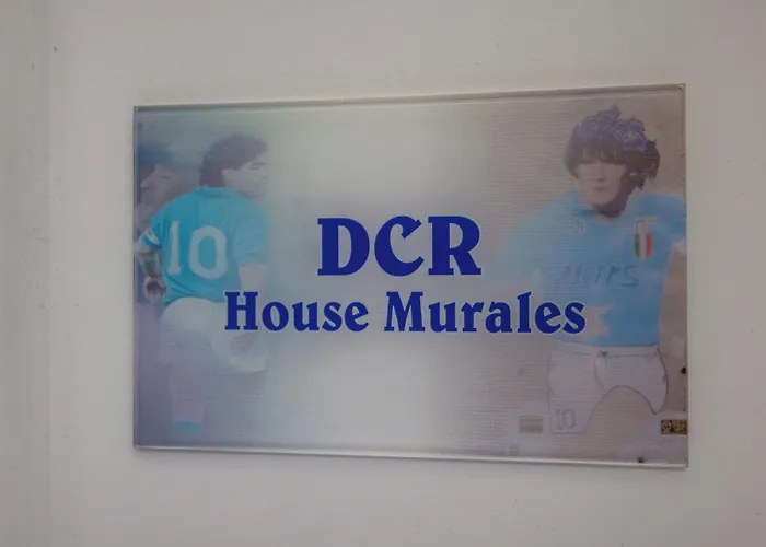 Apartment Dcr House Murales Naples